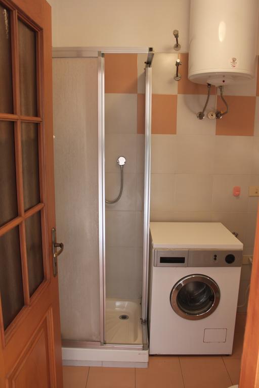 Le Ginestre Apartment เลวานโต ห้อง รูปภาพ